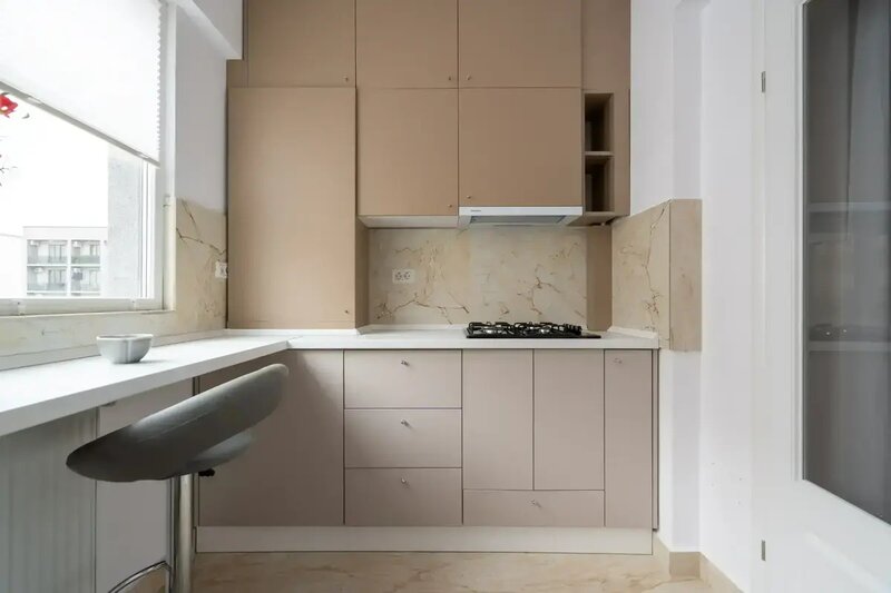 Apartament 2 camere  Vanzare - Mobilat cu Designer   Direct Propietar